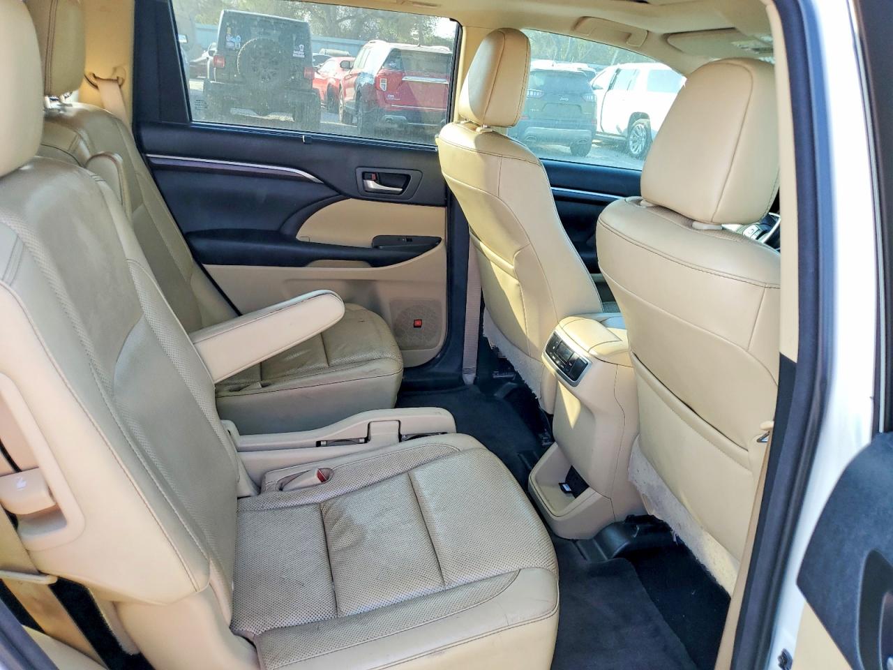 2016 TOYOTA HIGHLANDER LIMITED photo 11