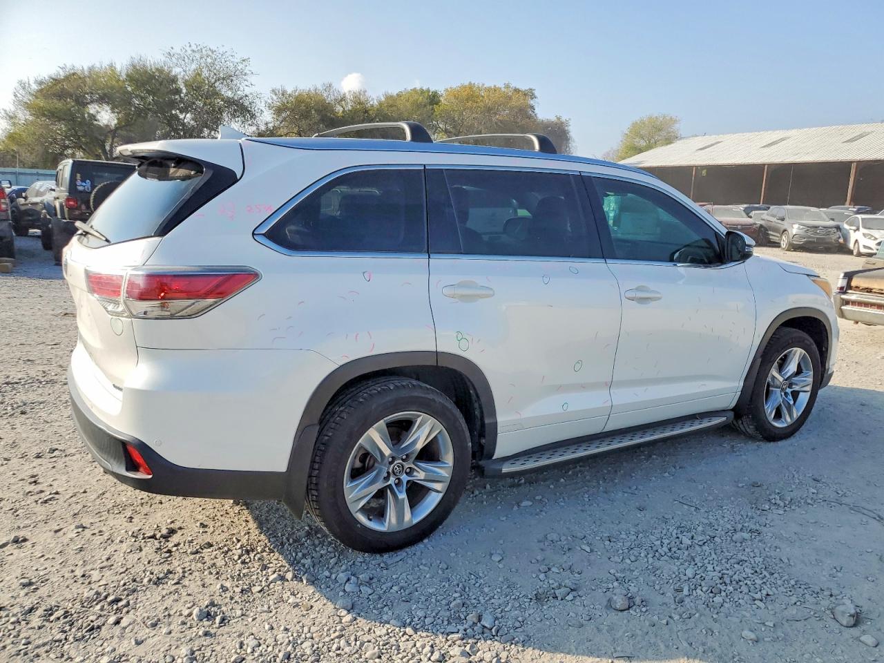 2016 TOYOTA HIGHLANDER LIMITED photo 3