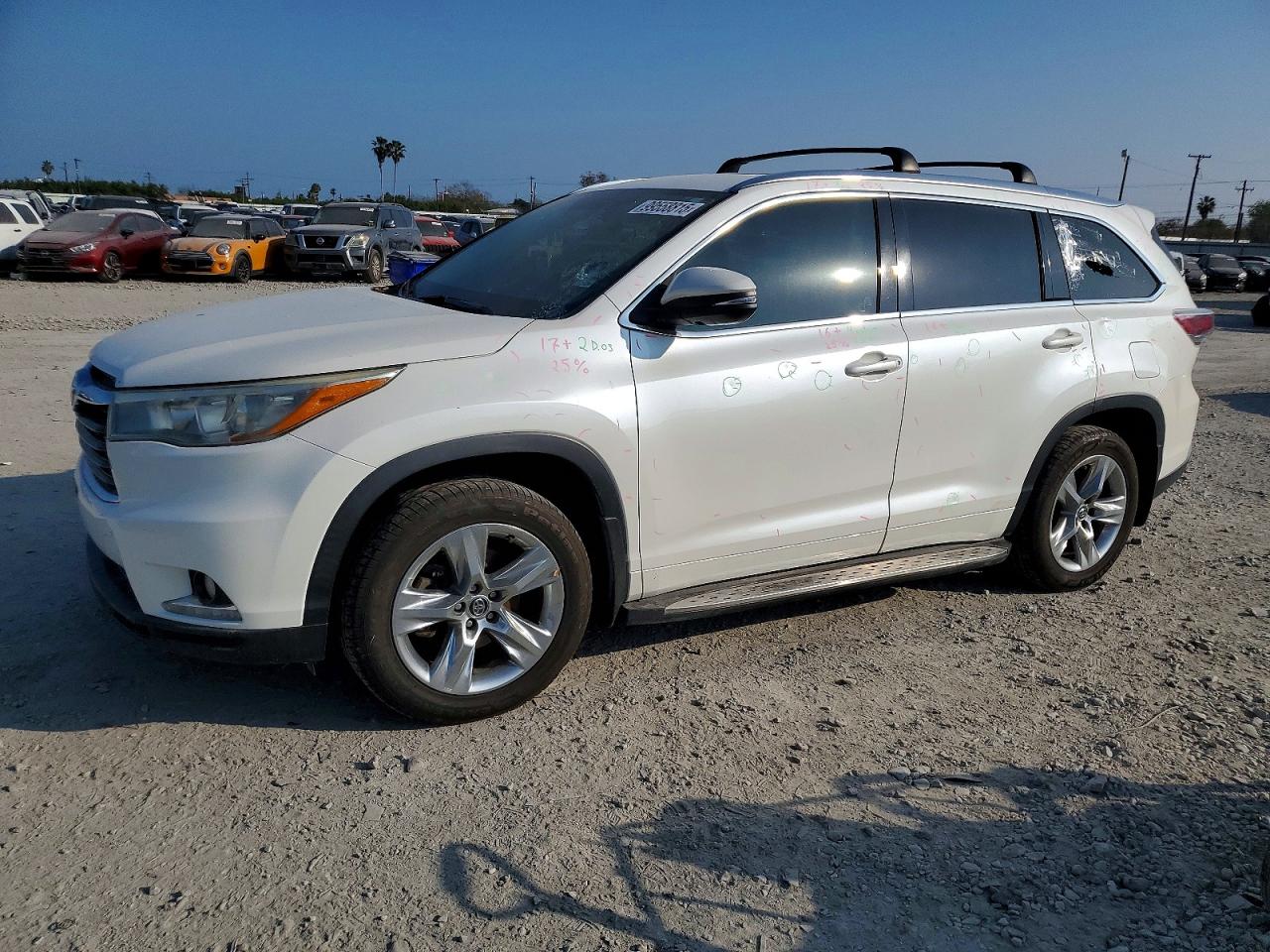 2016 TOYOTA HIGHLANDER