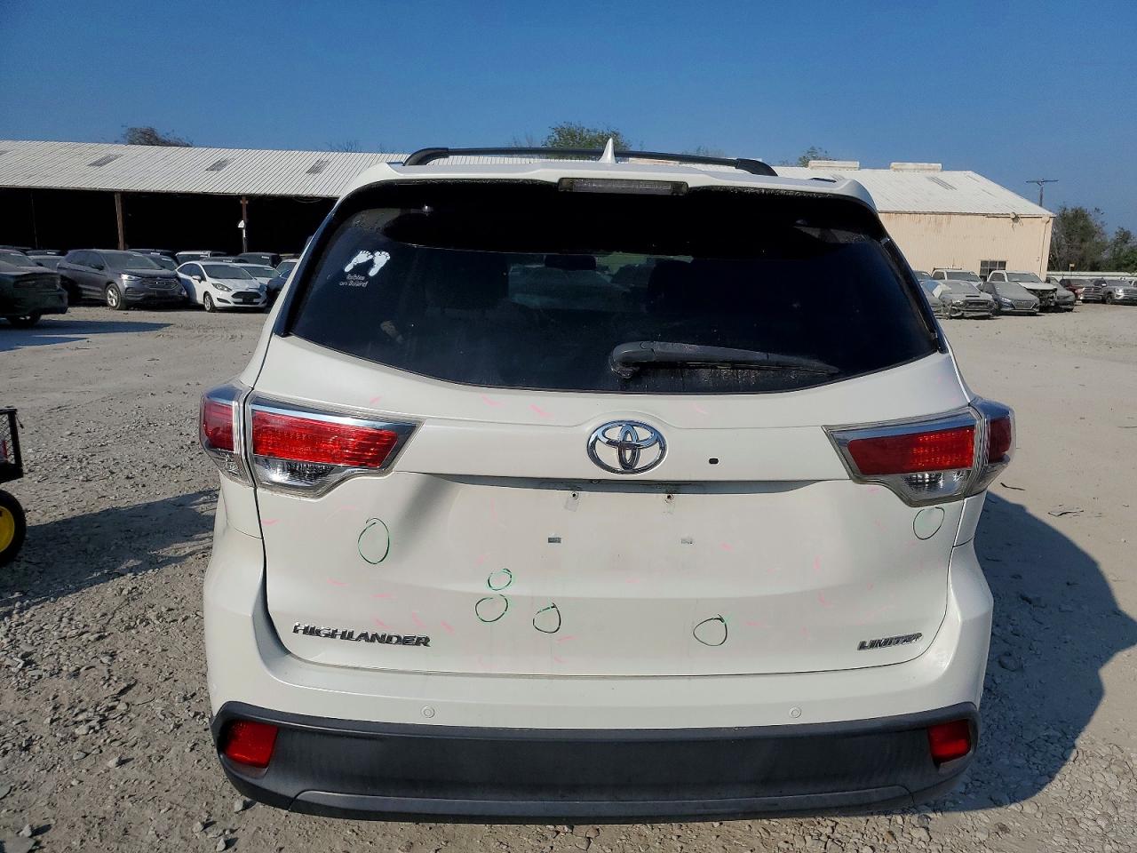 2016 TOYOTA HIGHLANDER LIMITED photo 6
