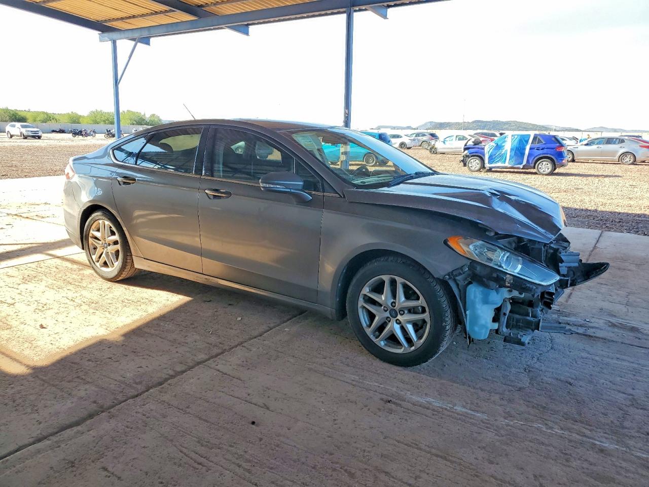2013 FORD FUSION SE photo 4
