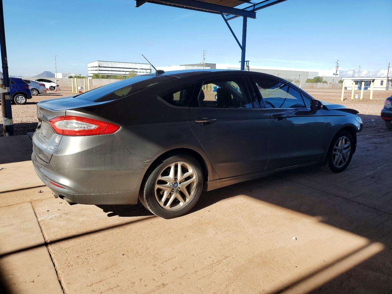 2013 FORD FUSION SE photo 3
