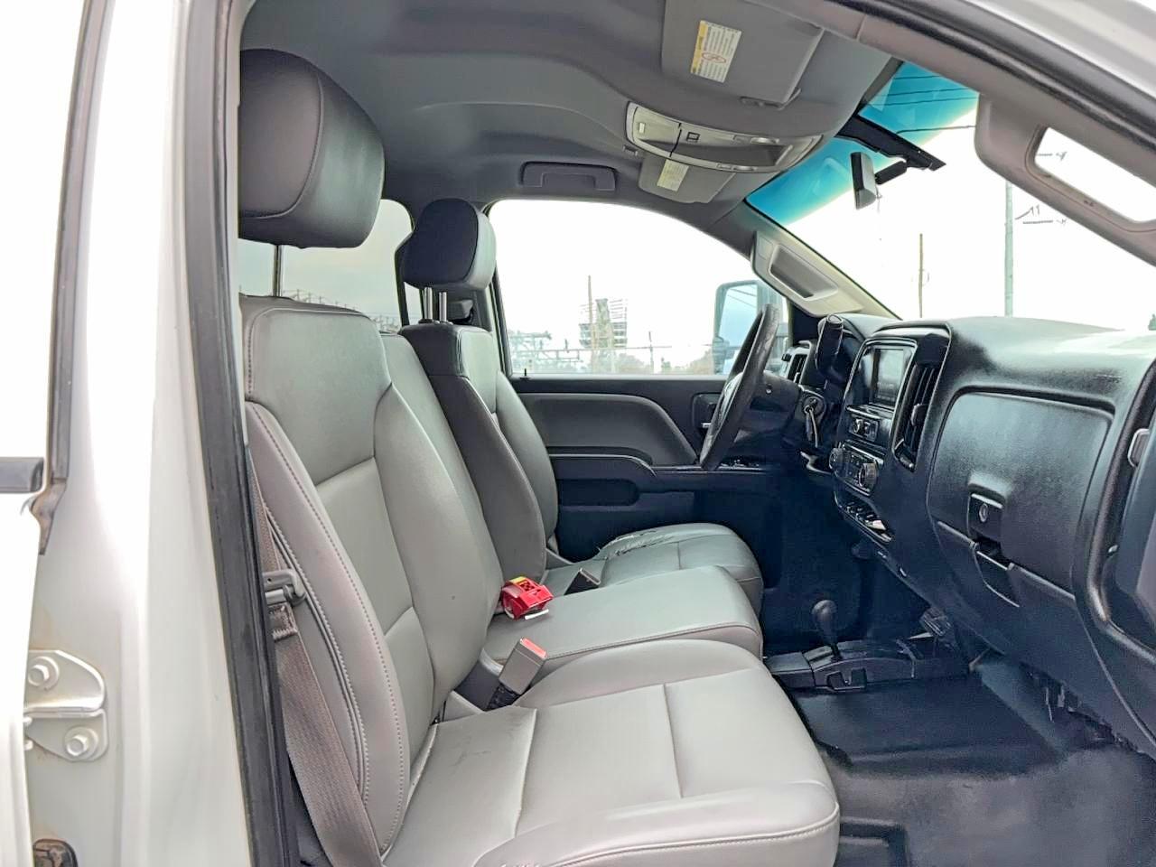 2016 CHEVROLET SILVERADO K2500 HEAVY DUTY photo 5