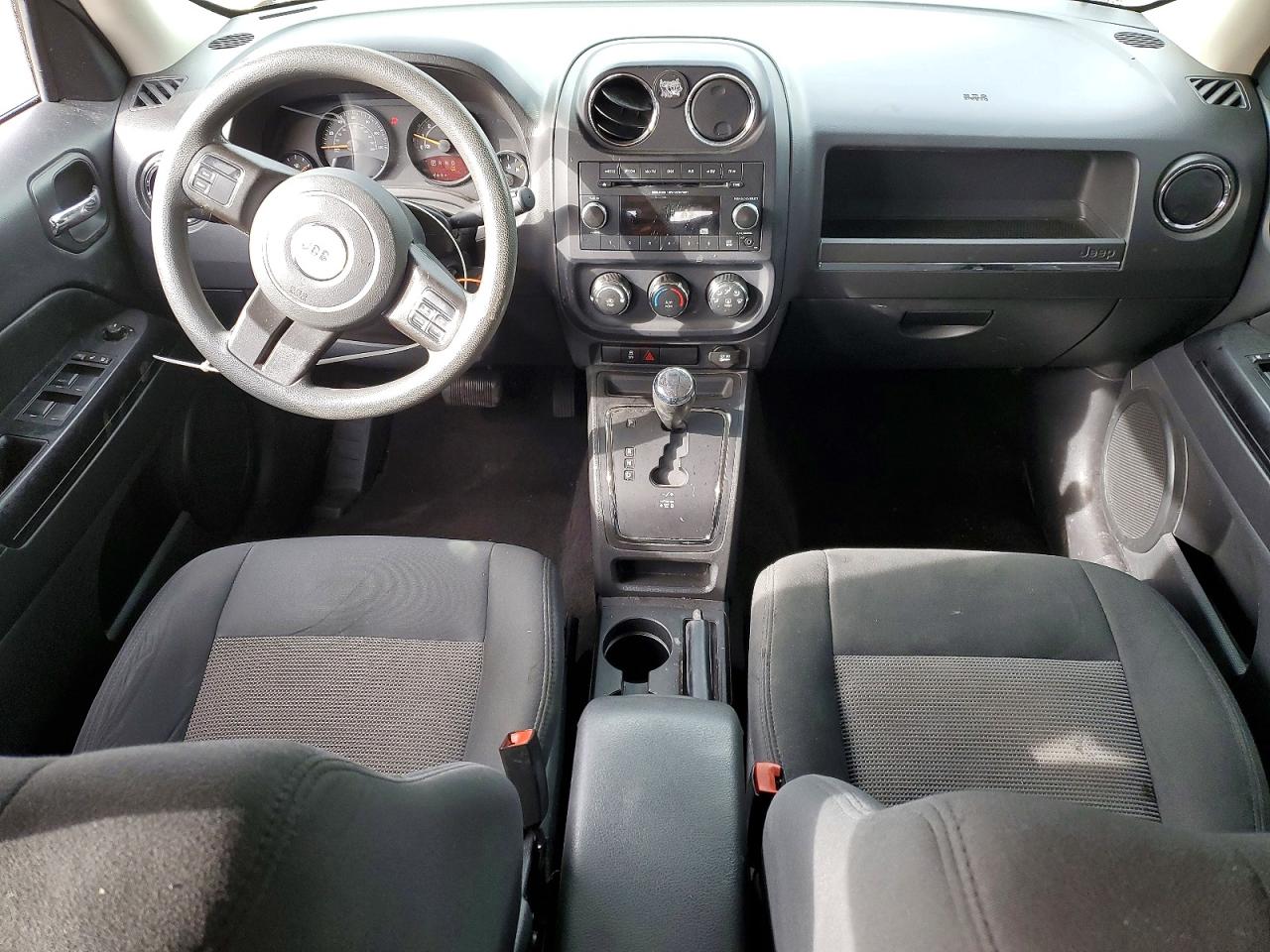 2015 JEEP PATRIOT SPORT photo 8