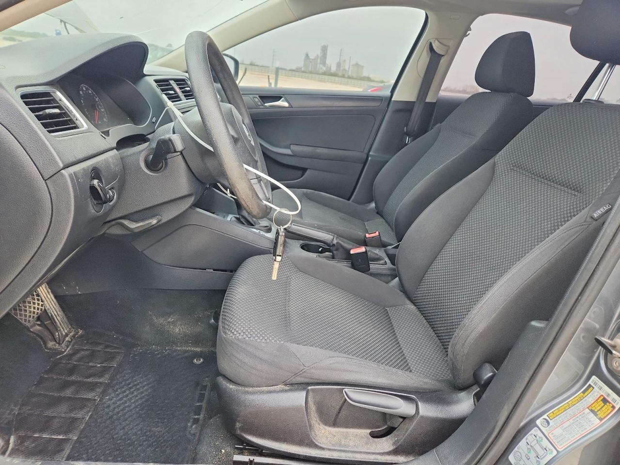 2011 VOLKSWAGEN JETTA BASE photo 7