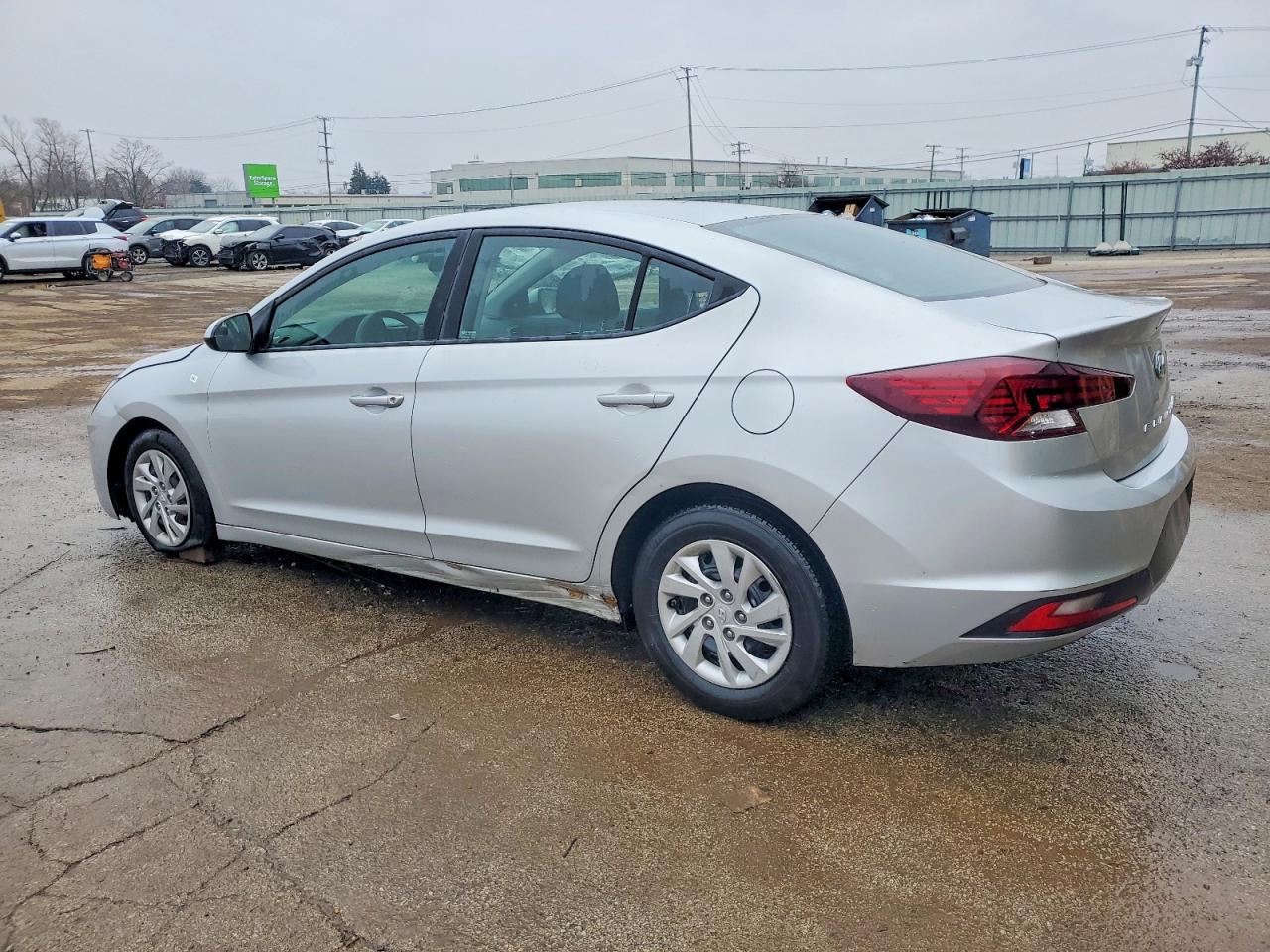 2019 HYUNDAI ELANTRA SE photo 3