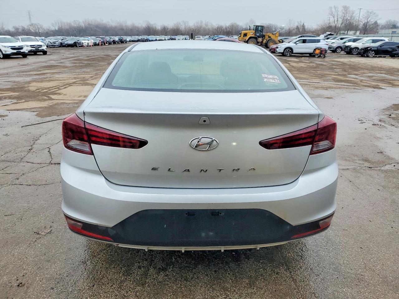 2019 HYUNDAI ELANTRA SE photo 11