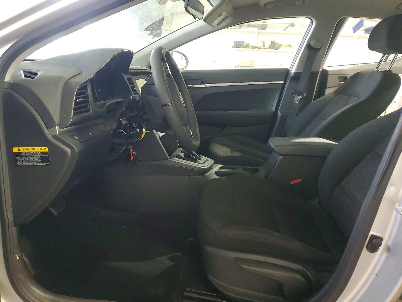 2019 HYUNDAI ELANTRA SE photo 13