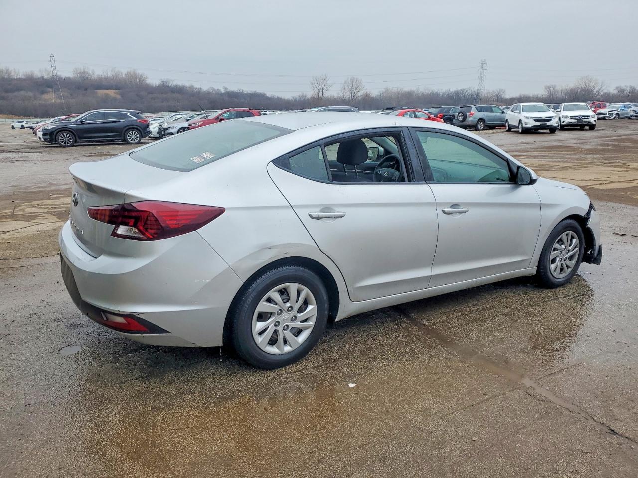 2019 HYUNDAI ELANTRA SE photo 5