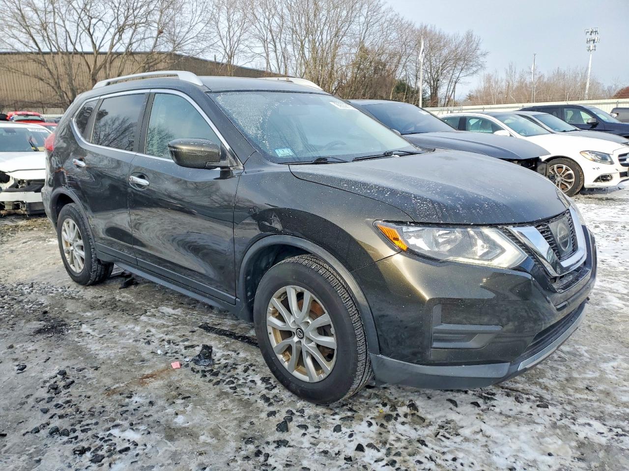 2017 NISSAN ROGUE S photo 4