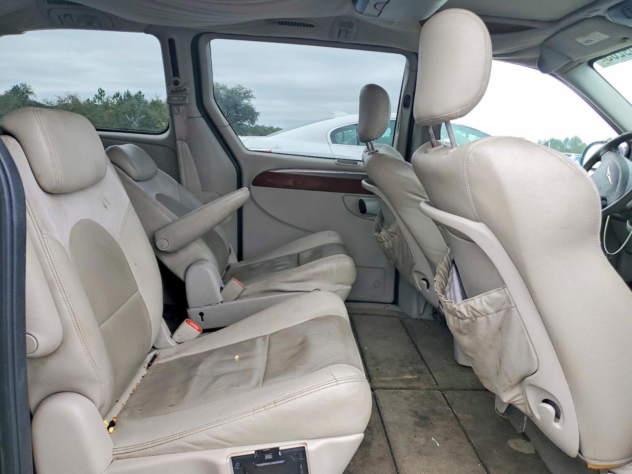 2006 CHRYSLER TOWN & COUNTRY LIMITED photo 11