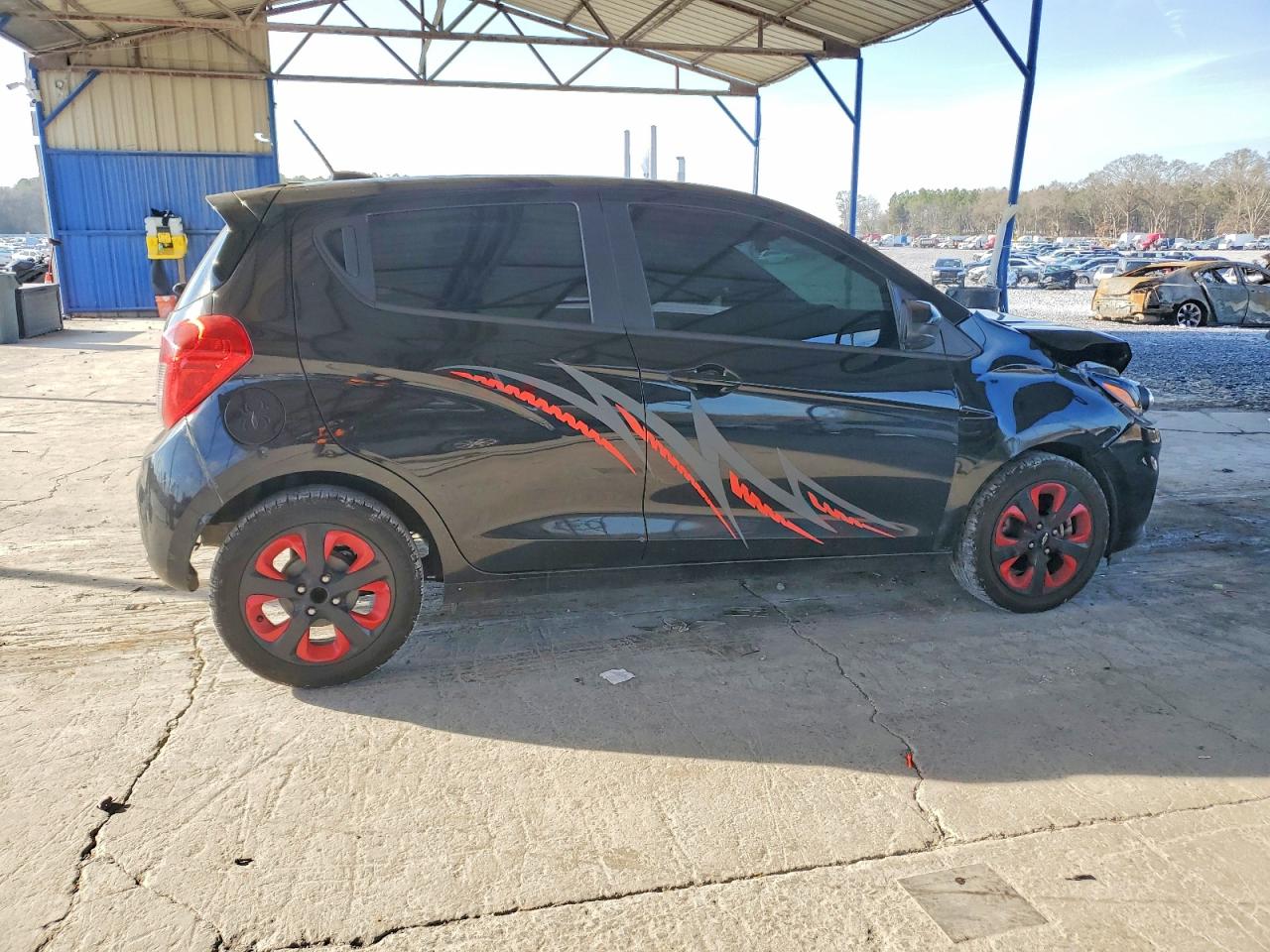 2019 CHEVROLET SPARK 1LT photo 3