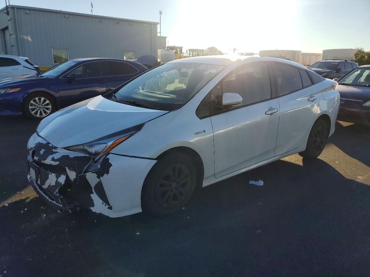 2016 TOYOTA PRIUS