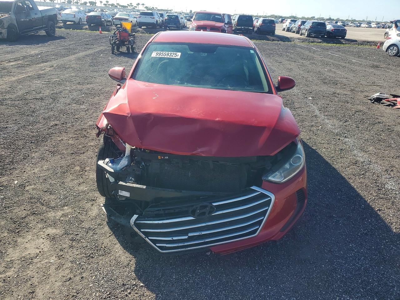 2018 HYUNDAI ELANTRA SEL photo 5