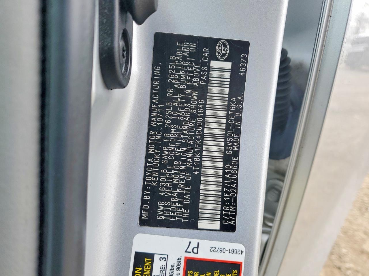 2012 TOYOTA CAMRY SE photo 23