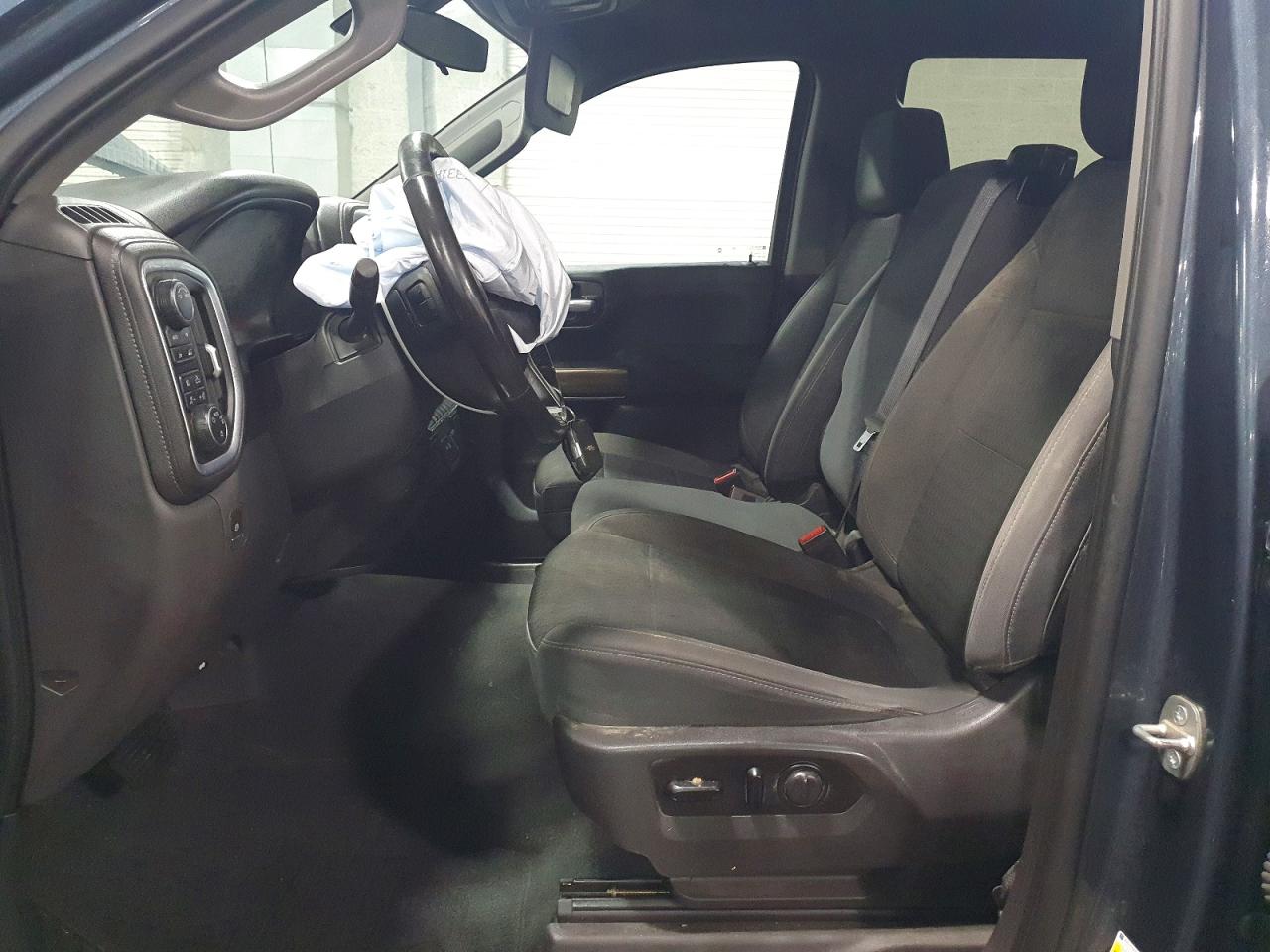 2020 CHEVROLET SILVERADO K1500 RST photo 7