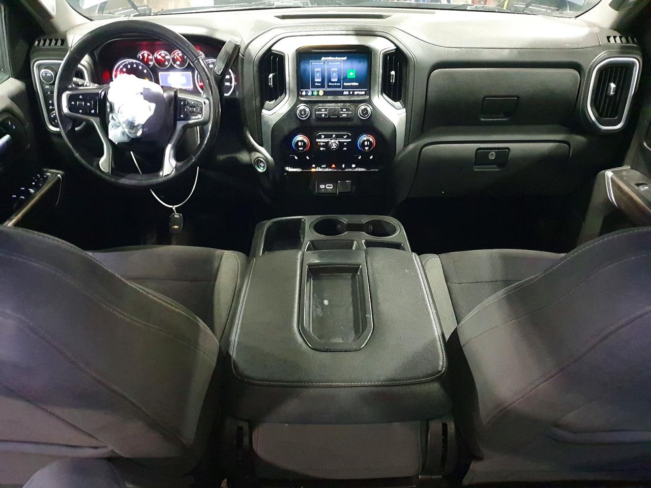 2020 CHEVROLET SILVERADO K1500 RST photo 8