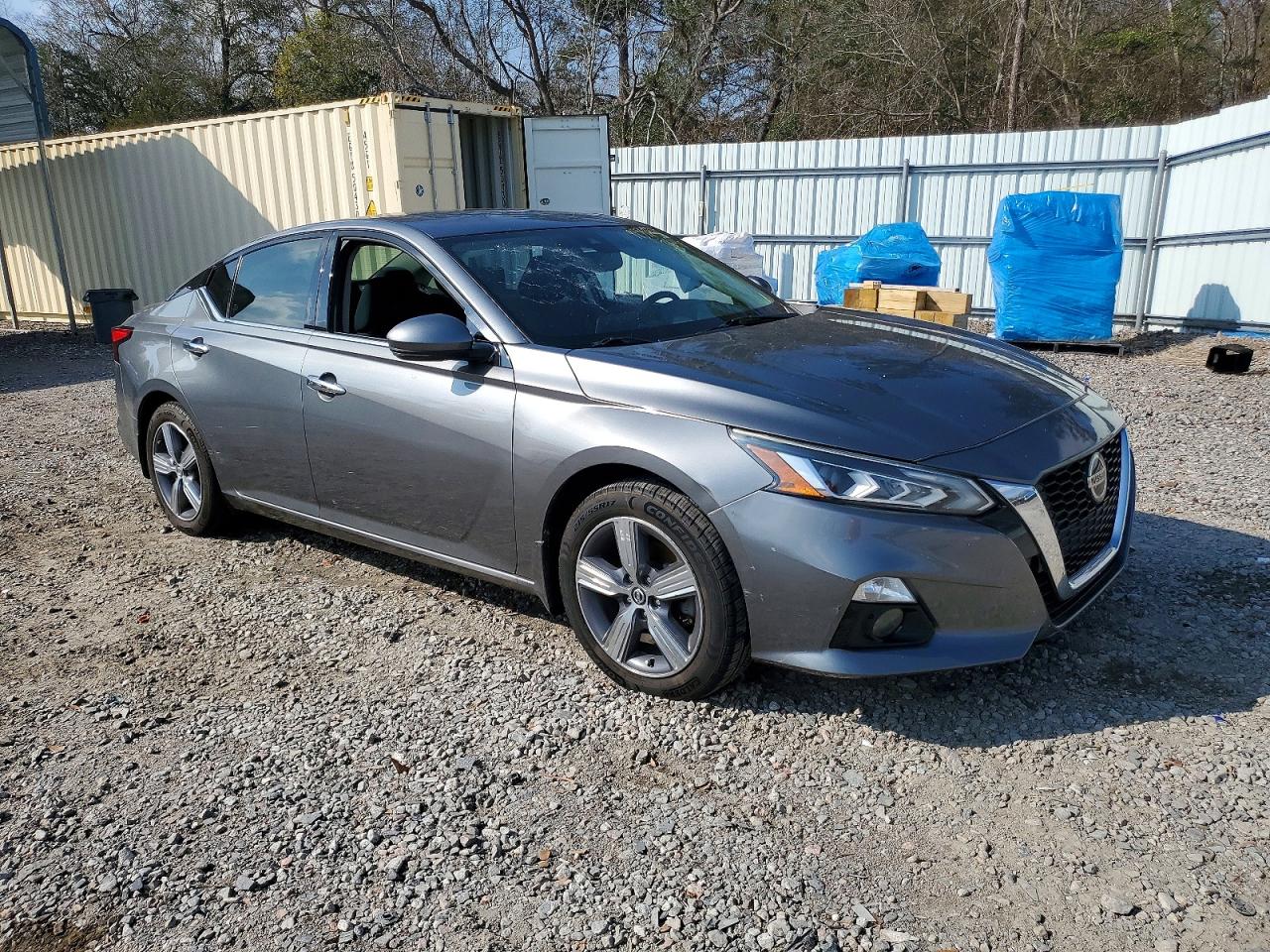 2019 NISSAN ALTIMA SV photo 4
