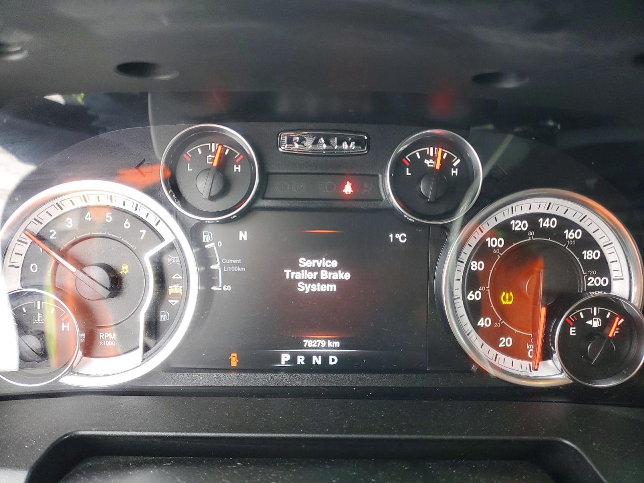 2021 RAM 1500 CLASSIC TRADESMAN photo 9