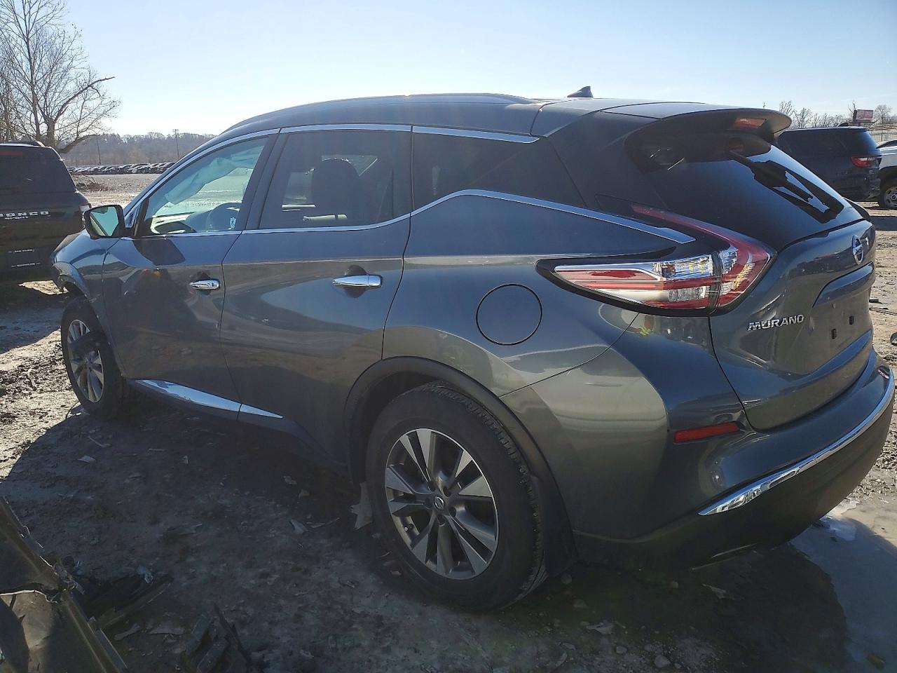 2015 NISSAN MURANO S photo 2