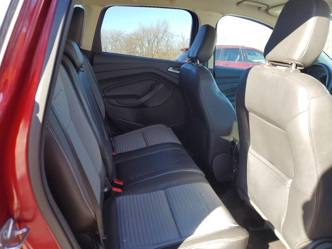 2018 FORD ESCAPE SE photo 11