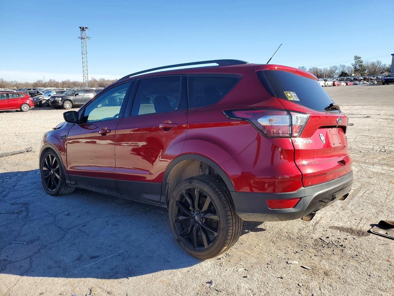 2018 FORD ESCAPE SE photo 2