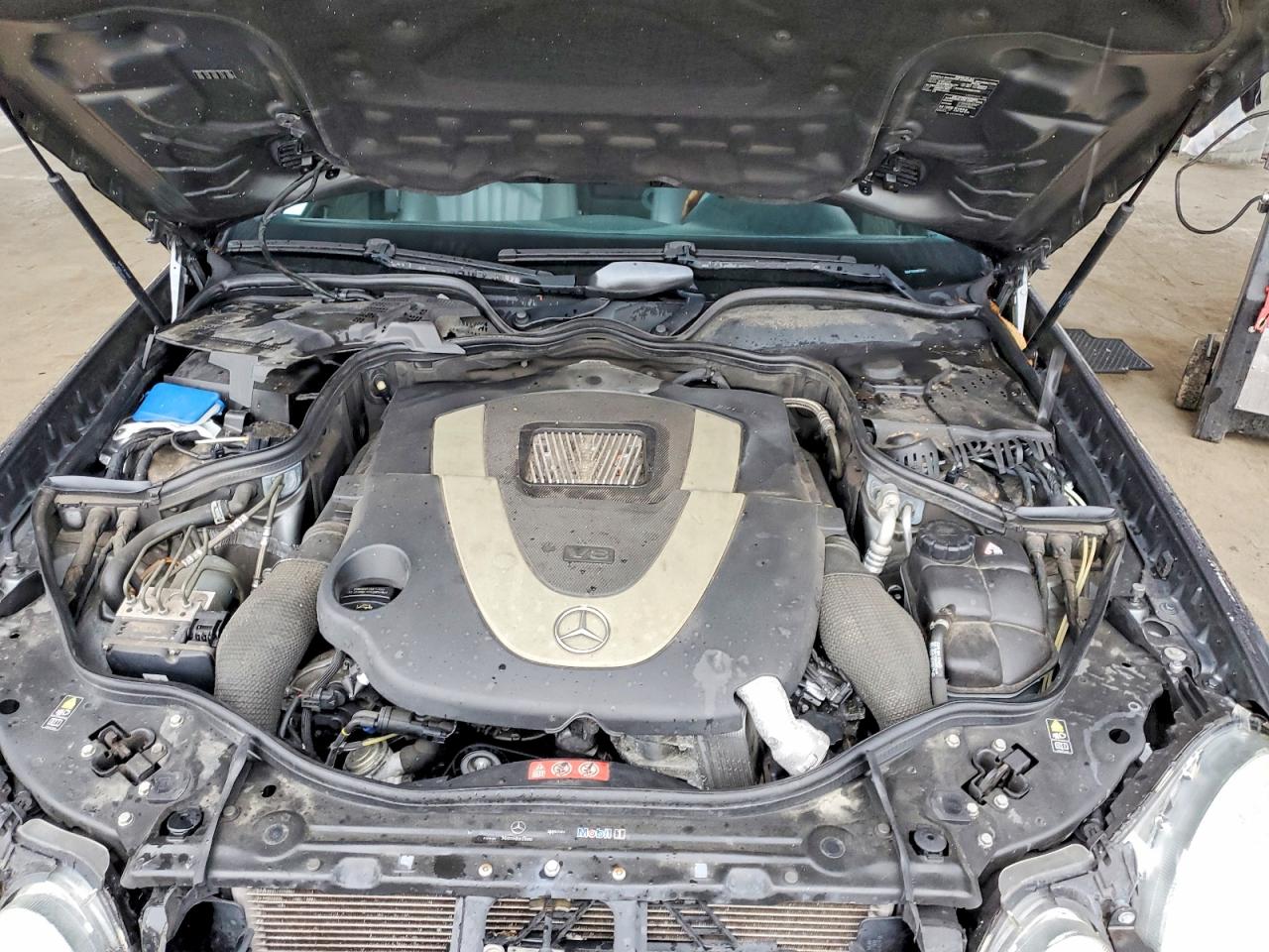 2008 MERCEDES-BENZ E 550 photo 21