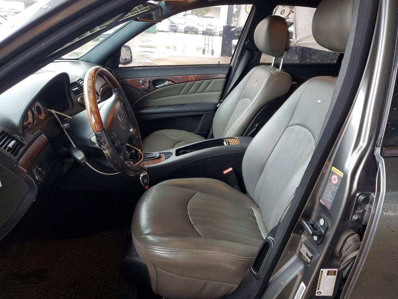 2008 MERCEDES-BENZ E 550 photo 13