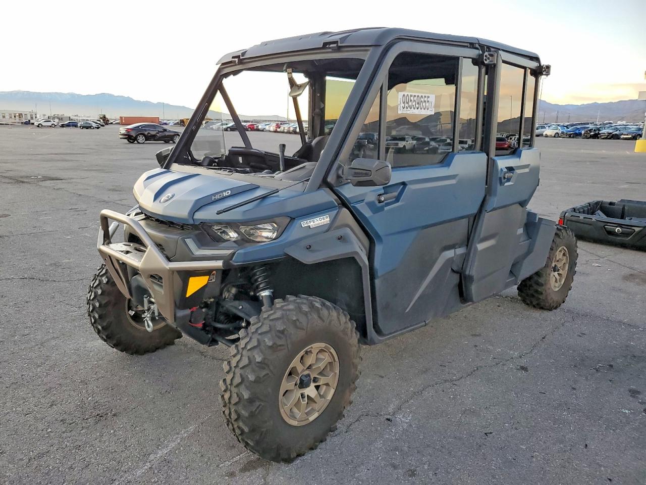 2025 CAN-AM DEFENDER UTILITY VEHICLE photo 2