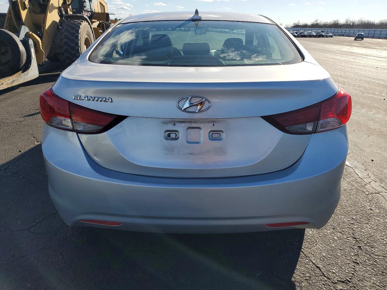 2013 HYUNDAI ELANTRA GLS photo 6