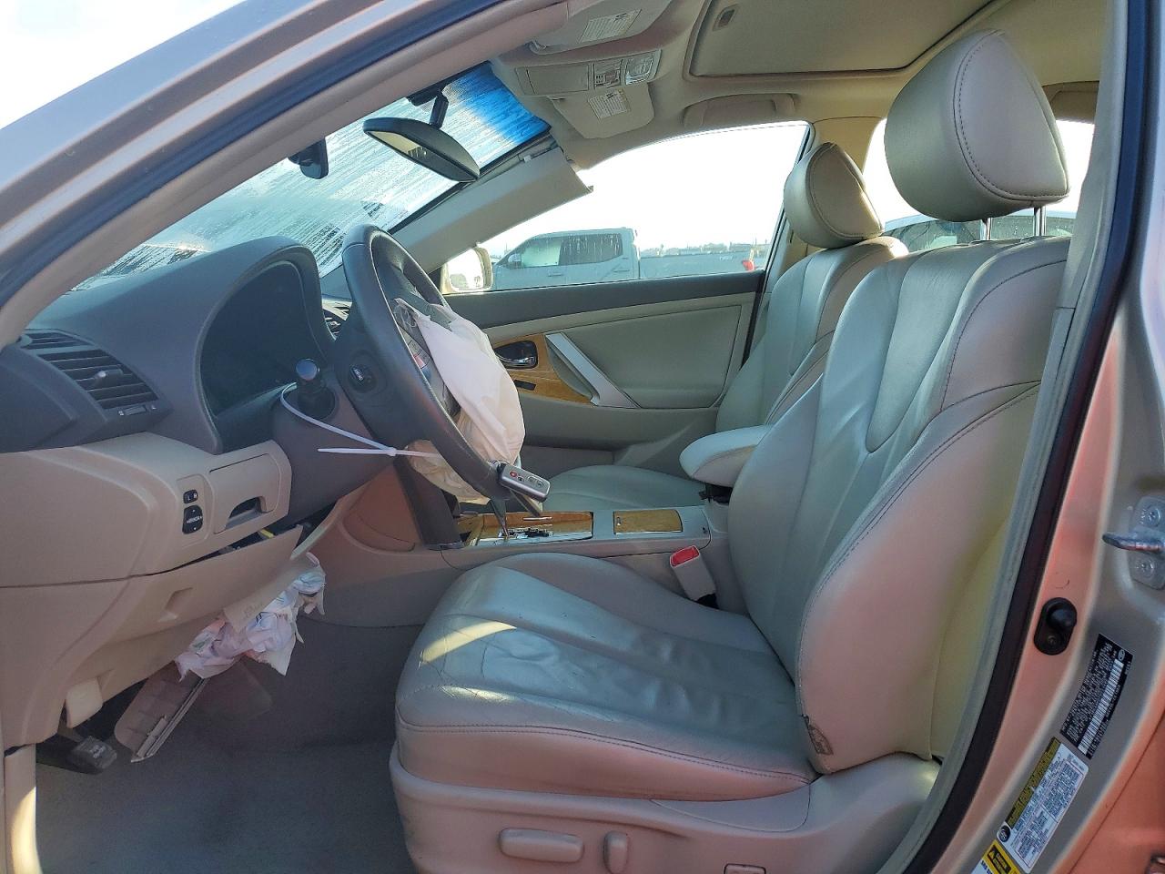 2007 TOYOTA CAMRY LE photo 7