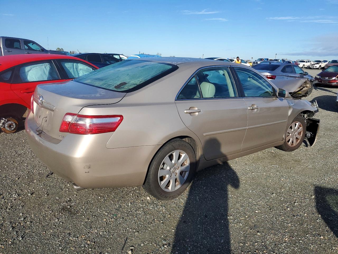 2007 TOYOTA CAMRY LE photo 3