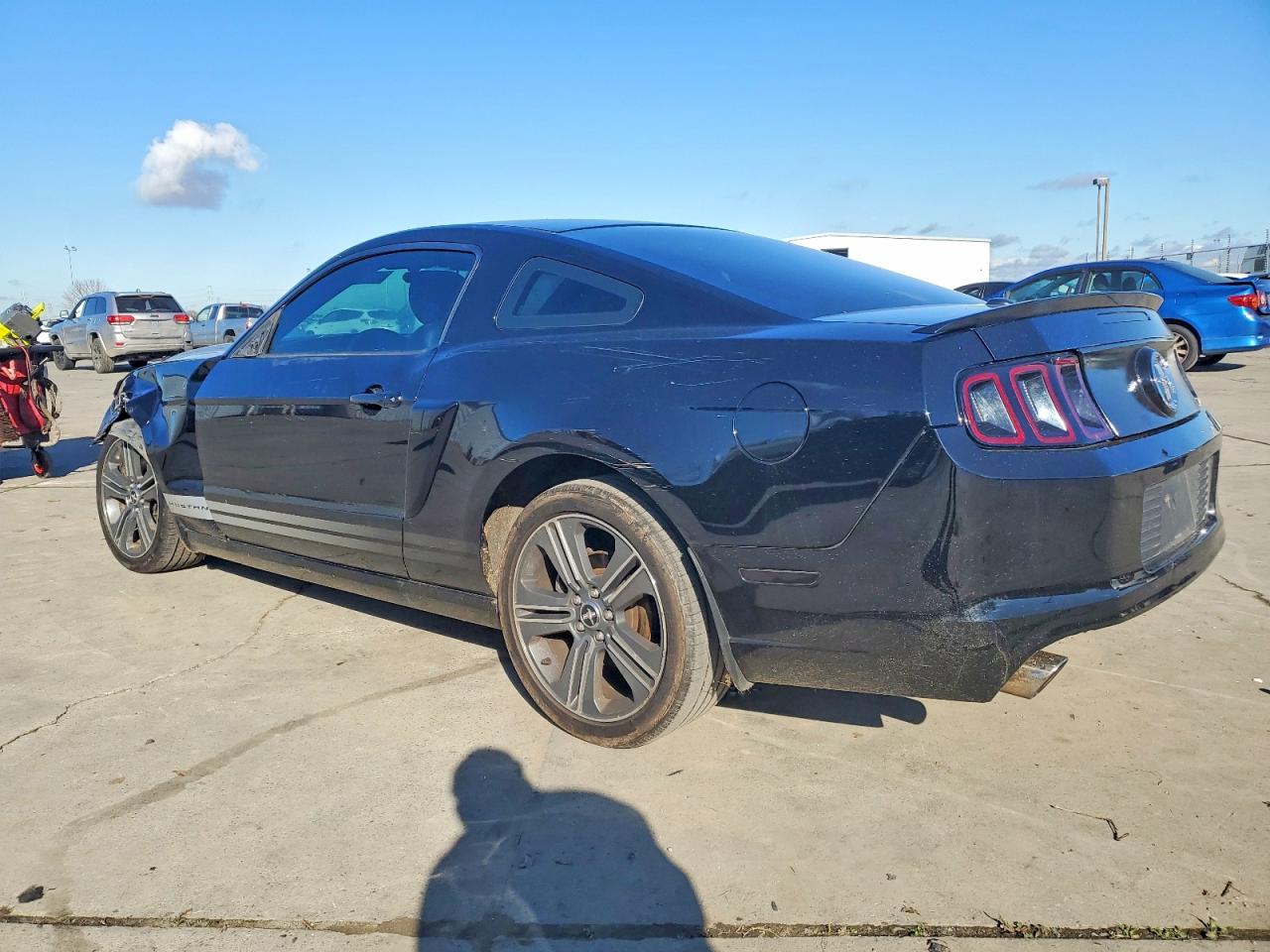 2013 FORD MUSTANG photo 4