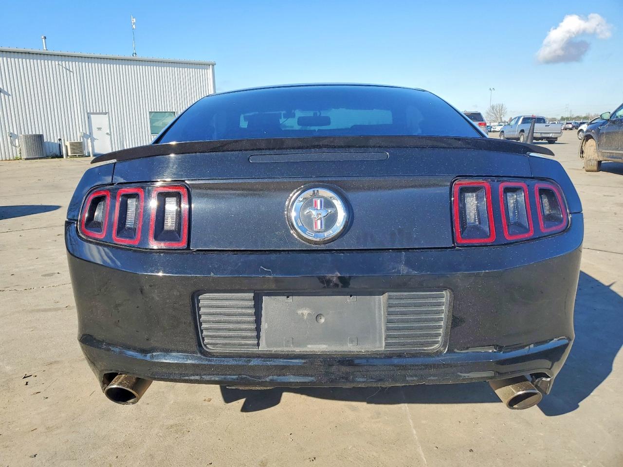 2013 FORD MUSTANG photo 16