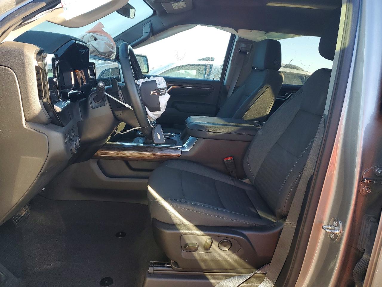 2024 CHEVROLET SILVERADO K1500 RST photo 7