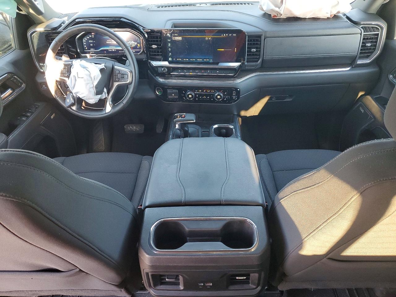 2024 CHEVROLET SILVERADO K1500 RST photo 8