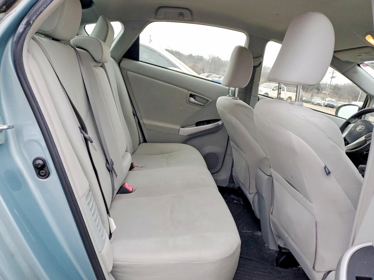 2013 TOYOTA PRIUS photo 19