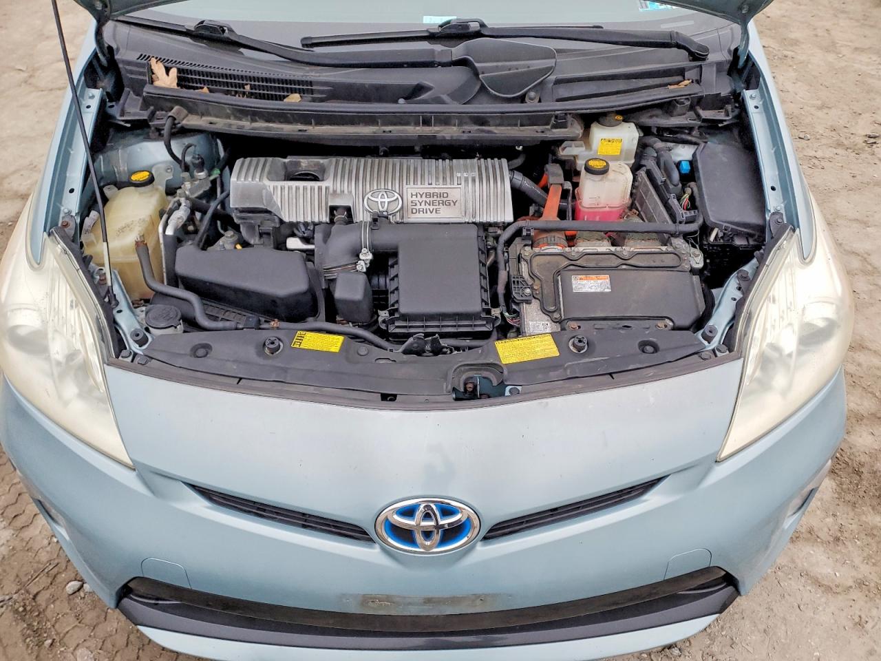 2013 TOYOTA PRIUS photo 21