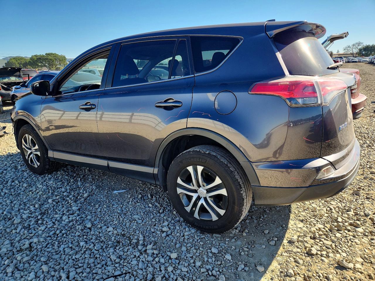 2017 TOYOTA RAV4 LE photo 2