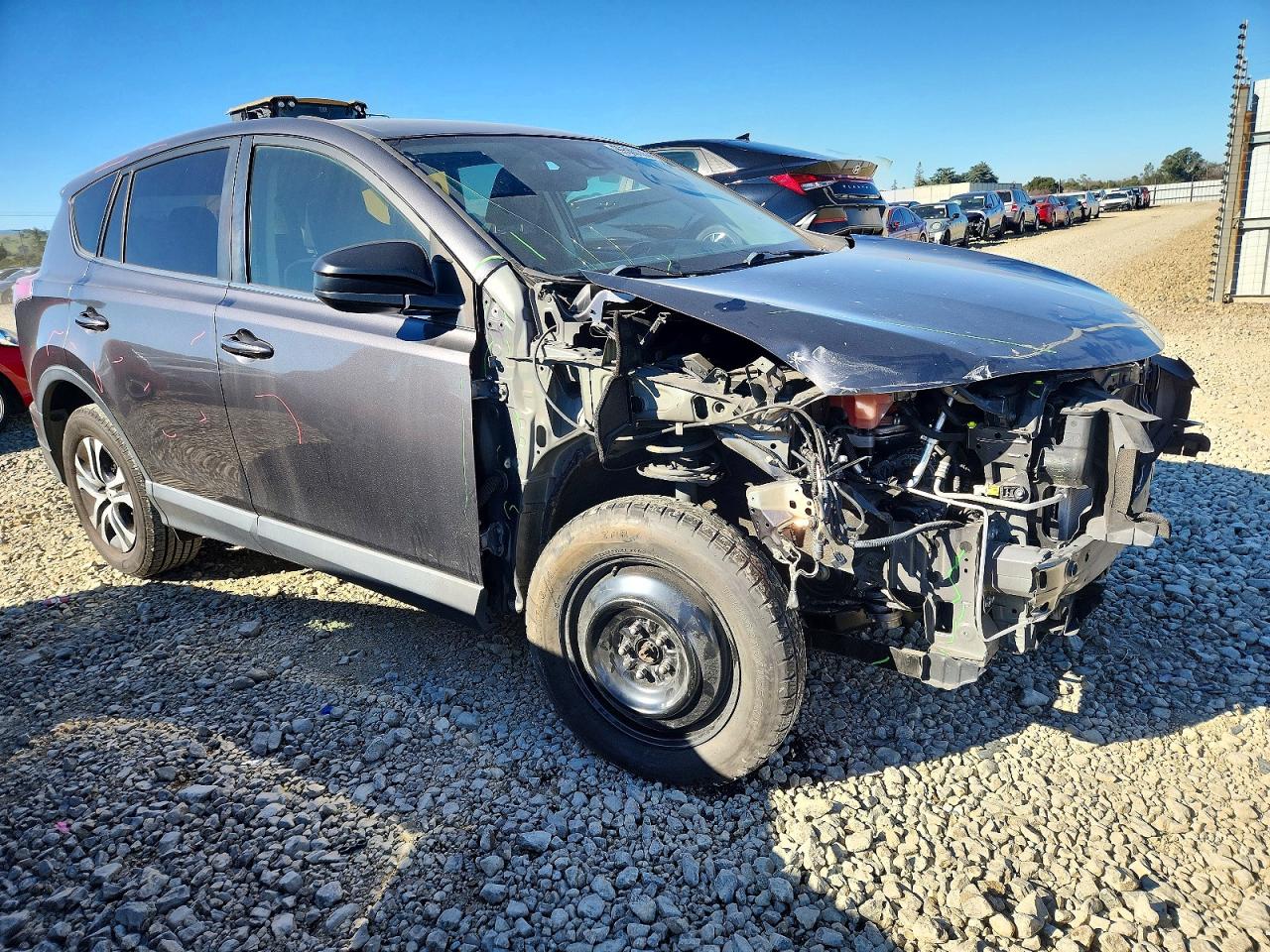 2017 TOYOTA RAV4 LE photo 4