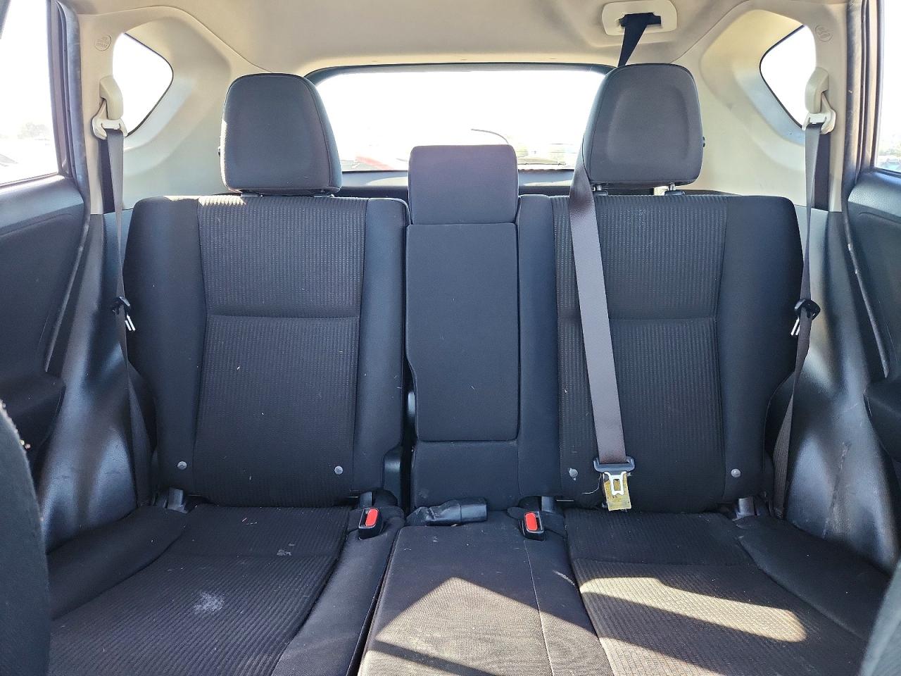 2017 TOYOTA RAV4 LE photo 10