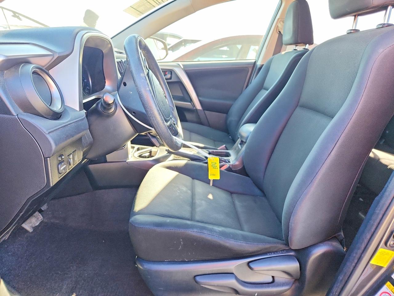 2017 TOYOTA RAV4 LE photo 7