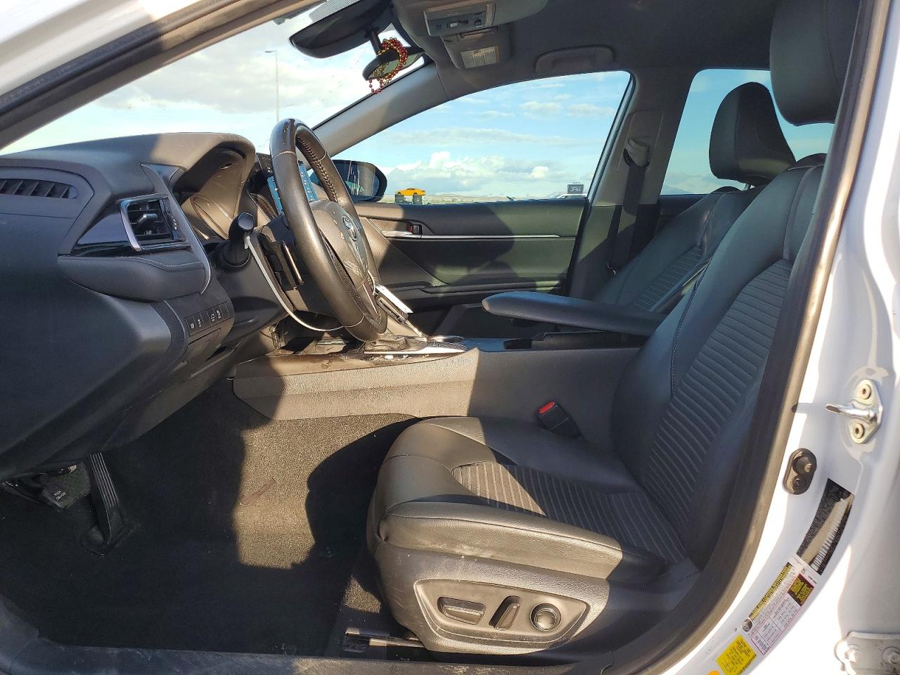2023 TOYOTA CAMRY SE photo 7