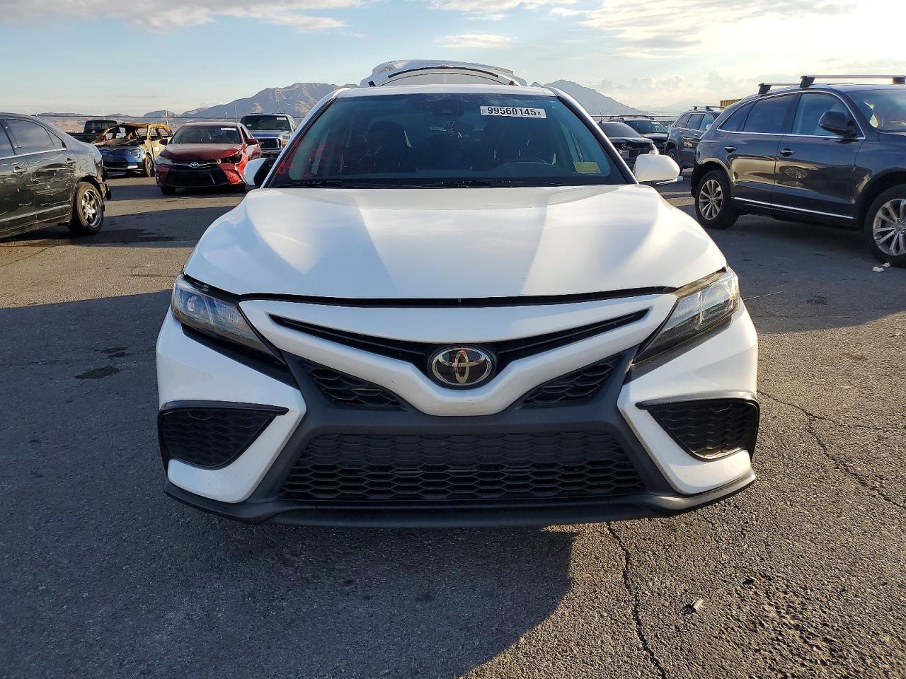 2023 TOYOTA CAMRY SE photo 5