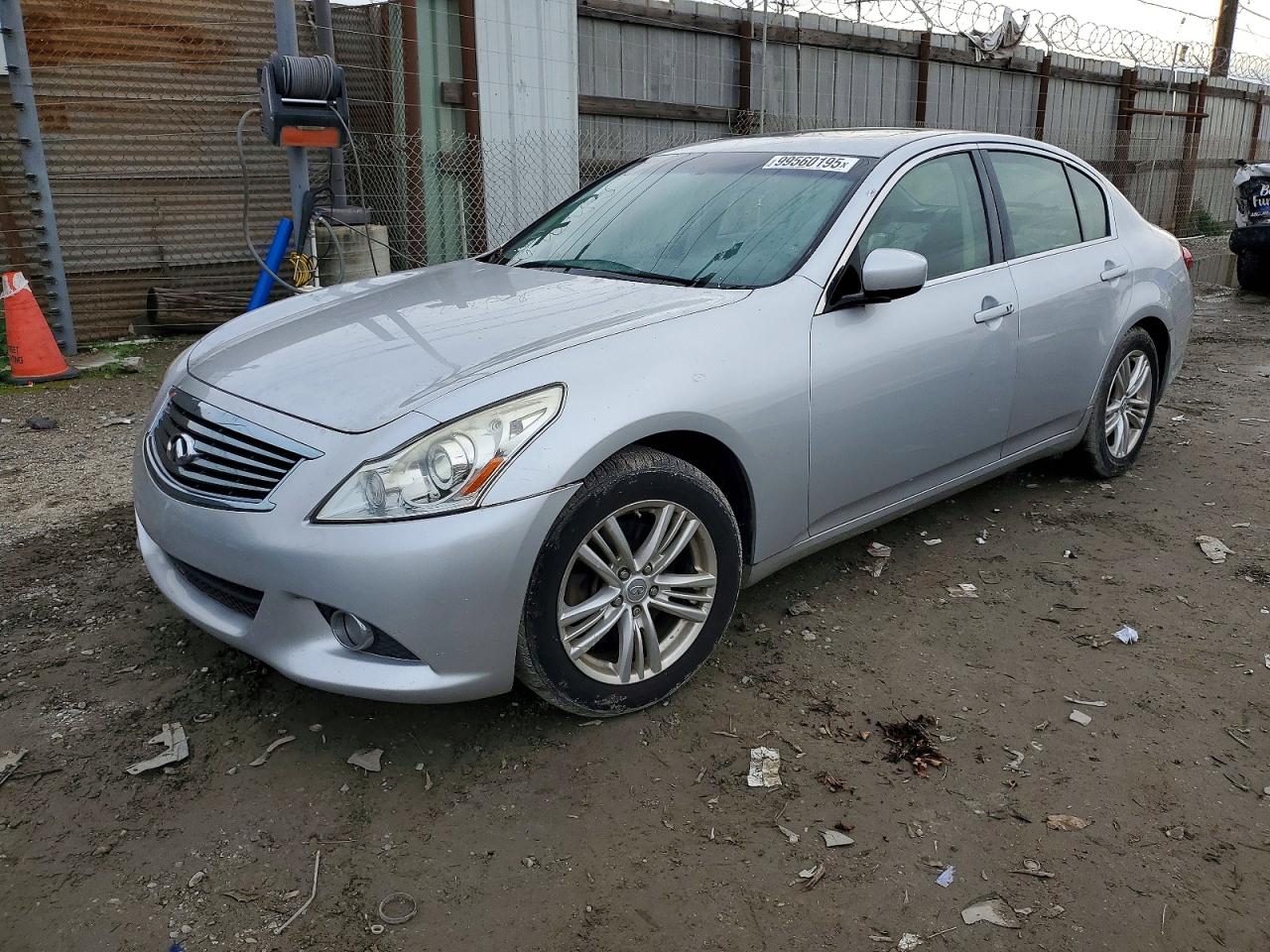 2012 INFINITI G37