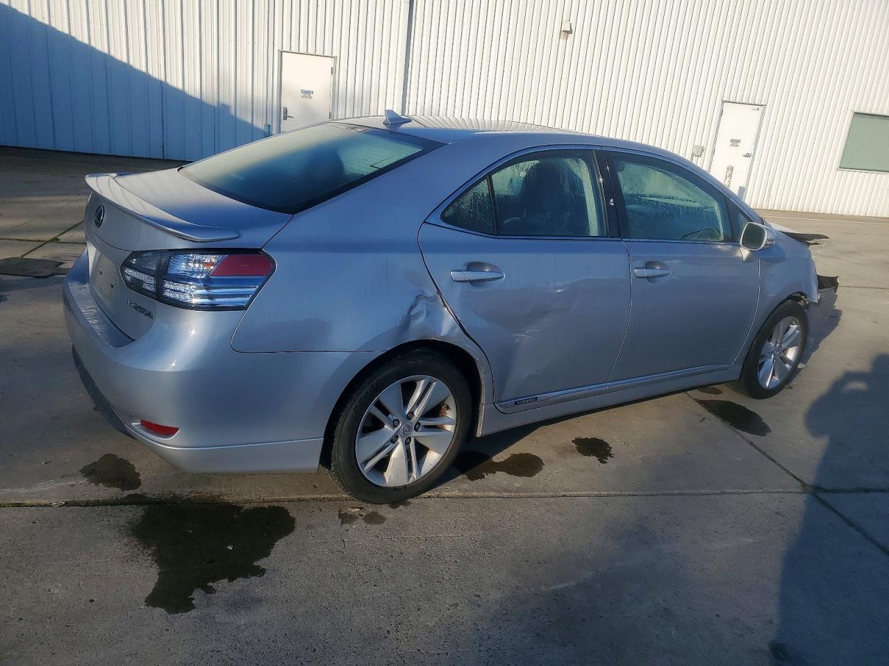 2010 LEXUS HS 250H photo 3