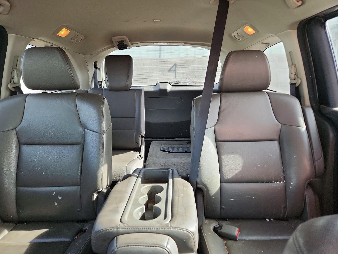 2014 HONDA ODYSSEY EXL photo 10