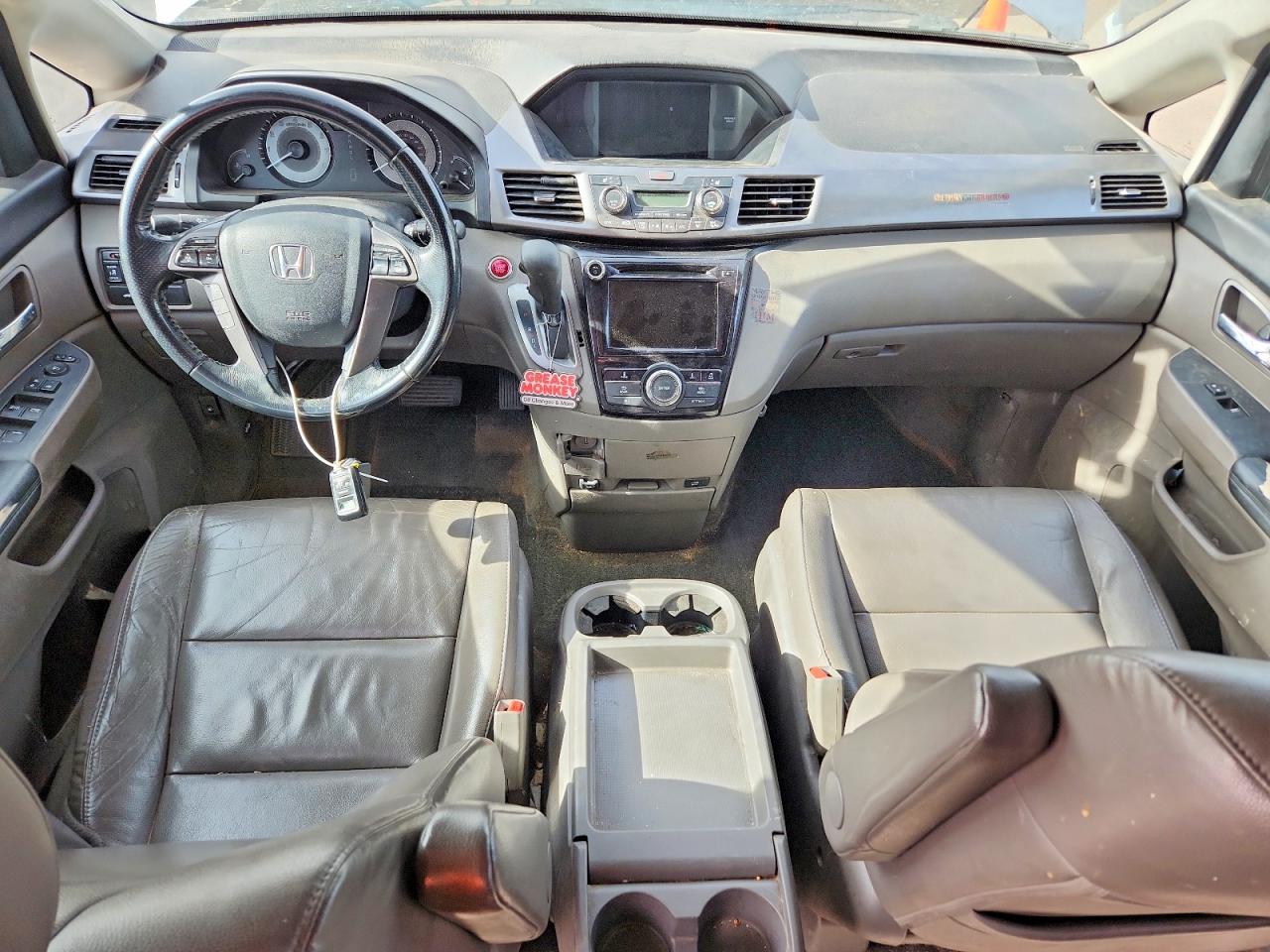 2014 HONDA ODYSSEY EXL photo 8
