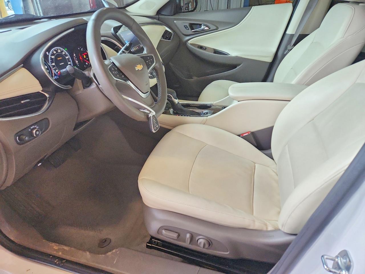 2024 CHEVROLET MALIBU PREMIER photo 7