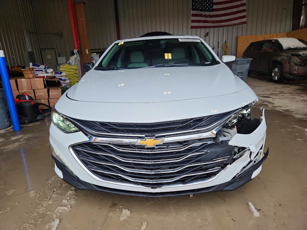 2024 CHEVROLET MALIBU PREMIER photo 5